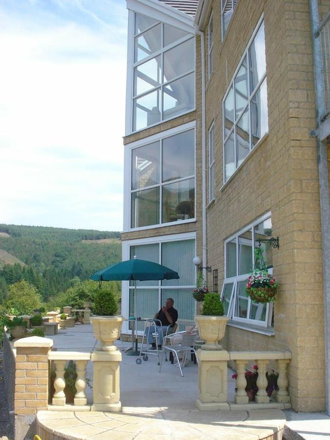 Rowan House Bed Breakfast Main House & Self Contained Self Catering Apartment Cymmer Exterior foto